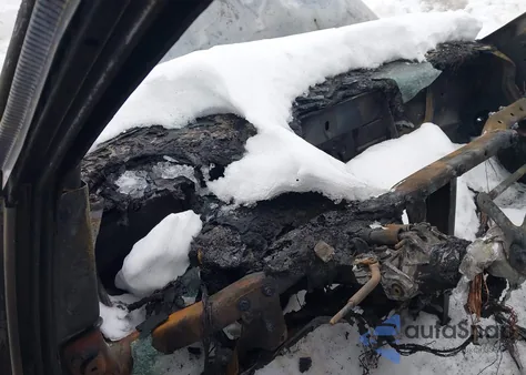 2005 Chrysler Town & Country Lx z USA, uszkodzony, nr VIN 2C4GP44R85R100807